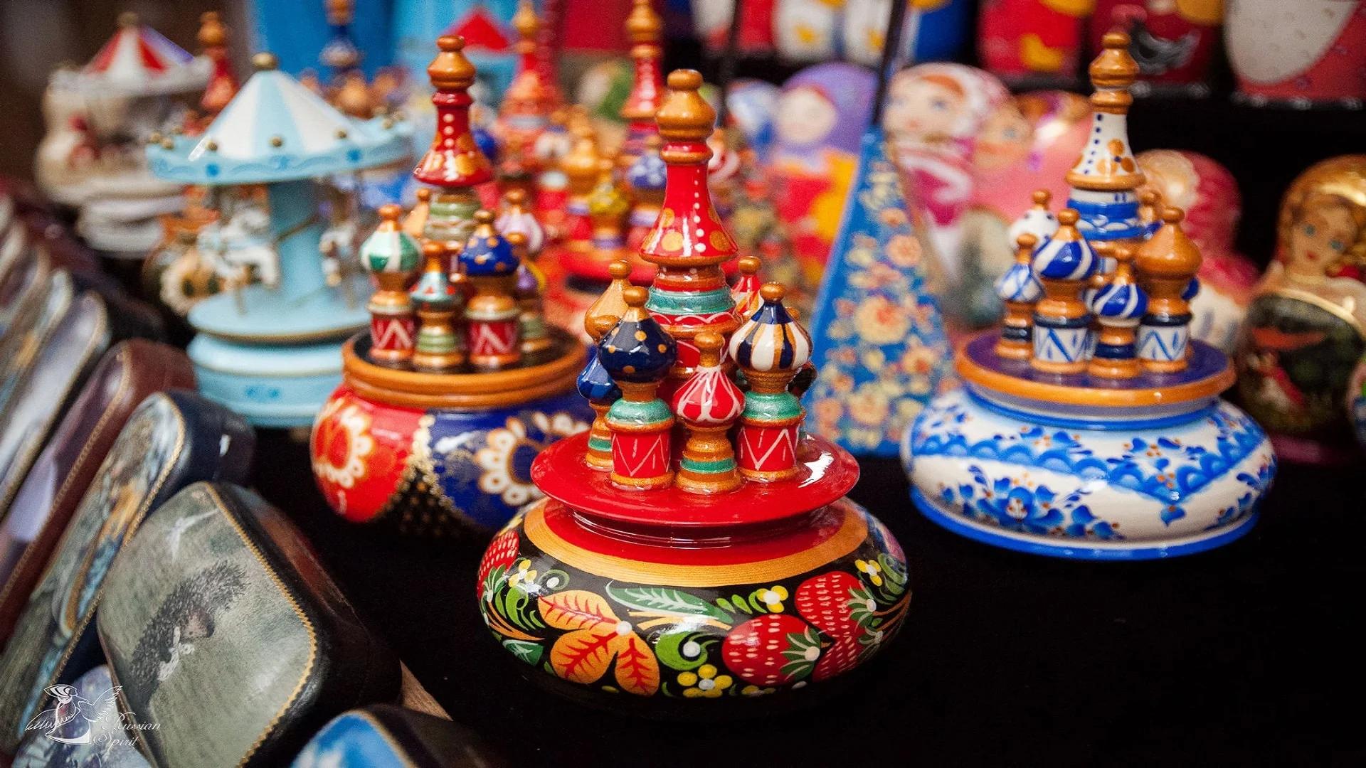 از روسیه چی بخریم؟ راهنمای خرید سوغاتی برای گردشگران ایرانی