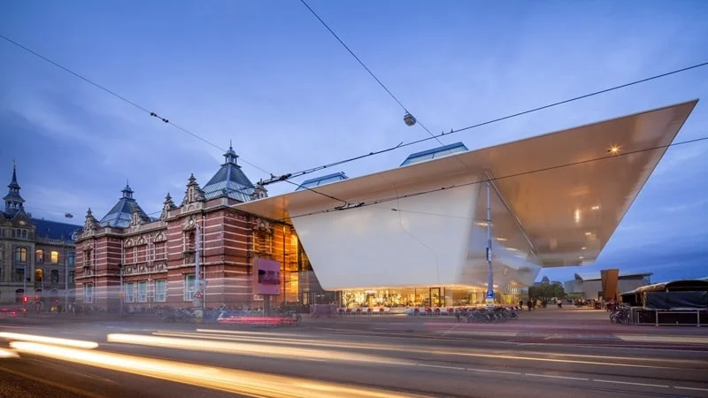 موزه اشتدلیک آمستردام
