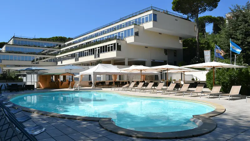 هتل چهار ستاره Cardinal Hotel St. Peter
